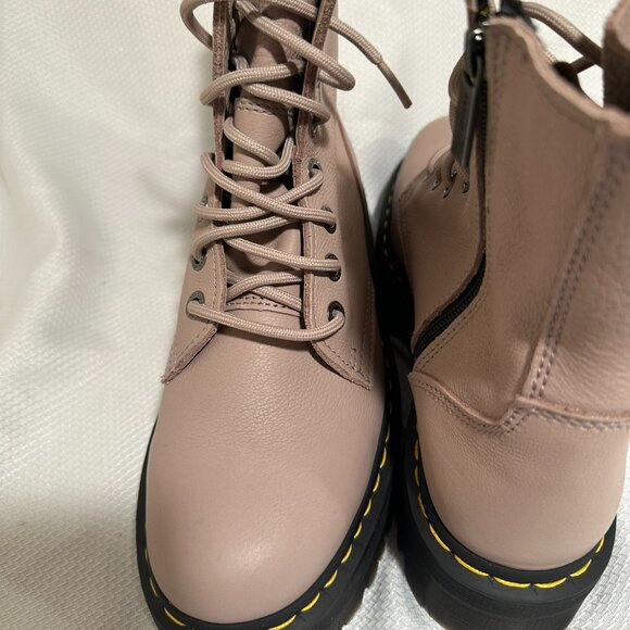 Dr. Martens Jadon Taupe Boot - Size 10 - Picture 8 of 8